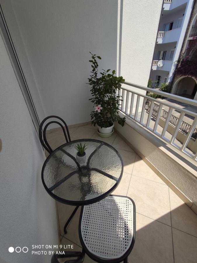 Apartments Jadranka Makarska Eksteriør billede