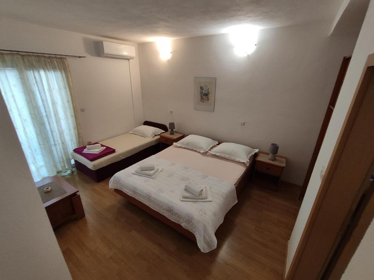 Apartments Jadranka Makarska Eksteriør billede