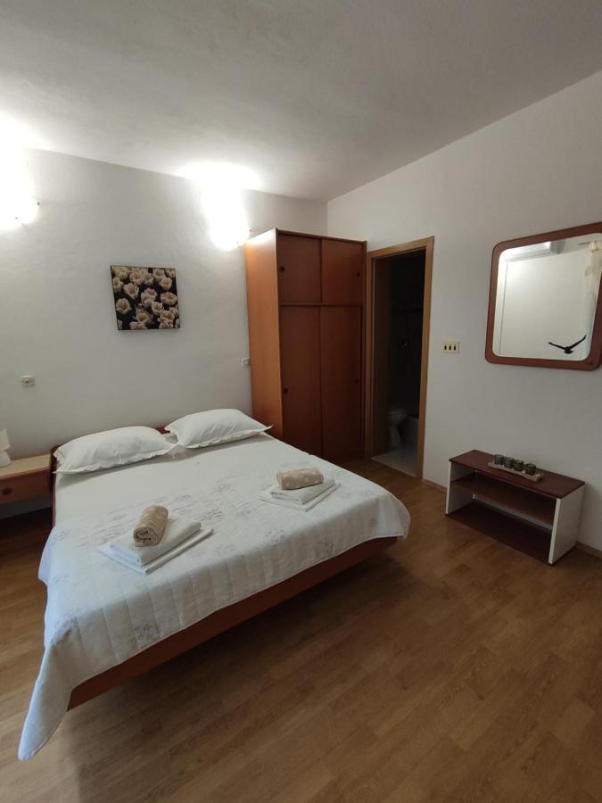 Apartments Jadranka Makarska Eksteriør billede