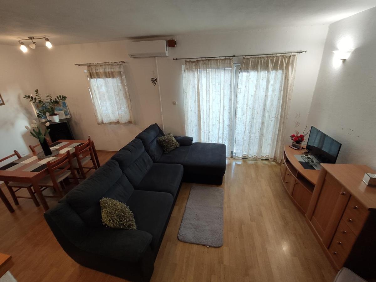 Apartments Jadranka Makarska Eksteriør billede